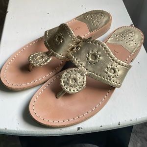 Jack Rogers Gold Sandals size 8 EUC FLATS